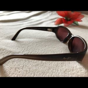 Maui Jim Sunglasses Punchbowl “Women”